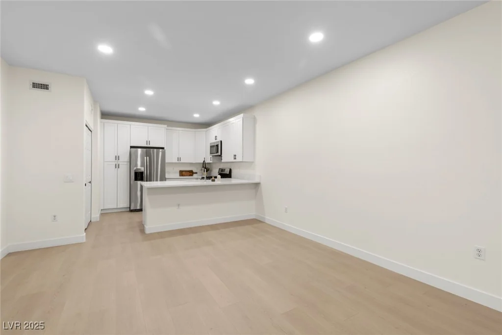 2152 Turquoise Ridge, Las Vegas, NV 89117