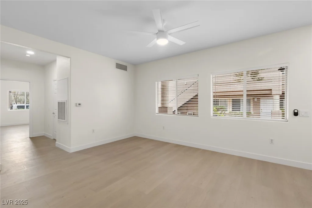 2152 Turquoise Ridge, Las Vegas, NV 89117