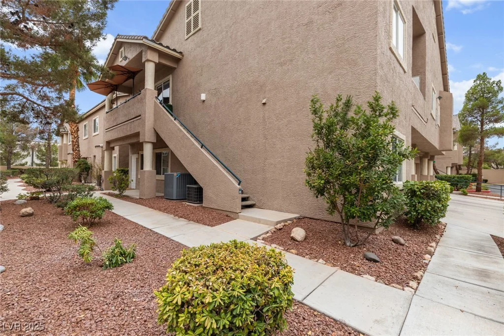 2152 Turquoise Ridge, Las Vegas, NV 89117