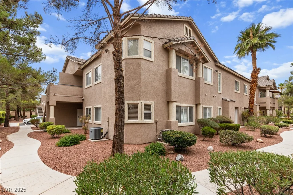 2152 Turquoise Ridge, Las Vegas, NV 89117