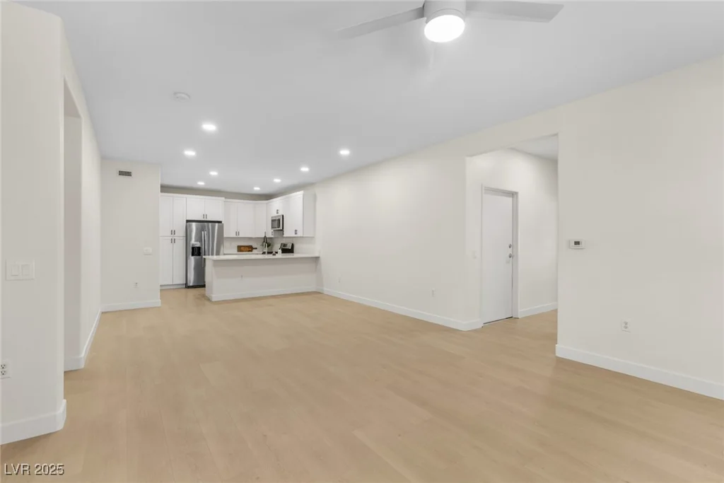 2152 Turquoise Ridge, Las Vegas, NV 89117