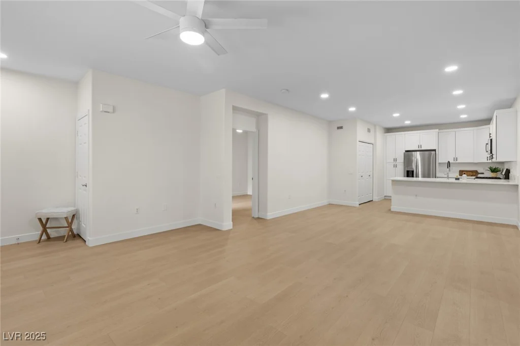2152 Turquoise Ridge, Las Vegas, NV 89117