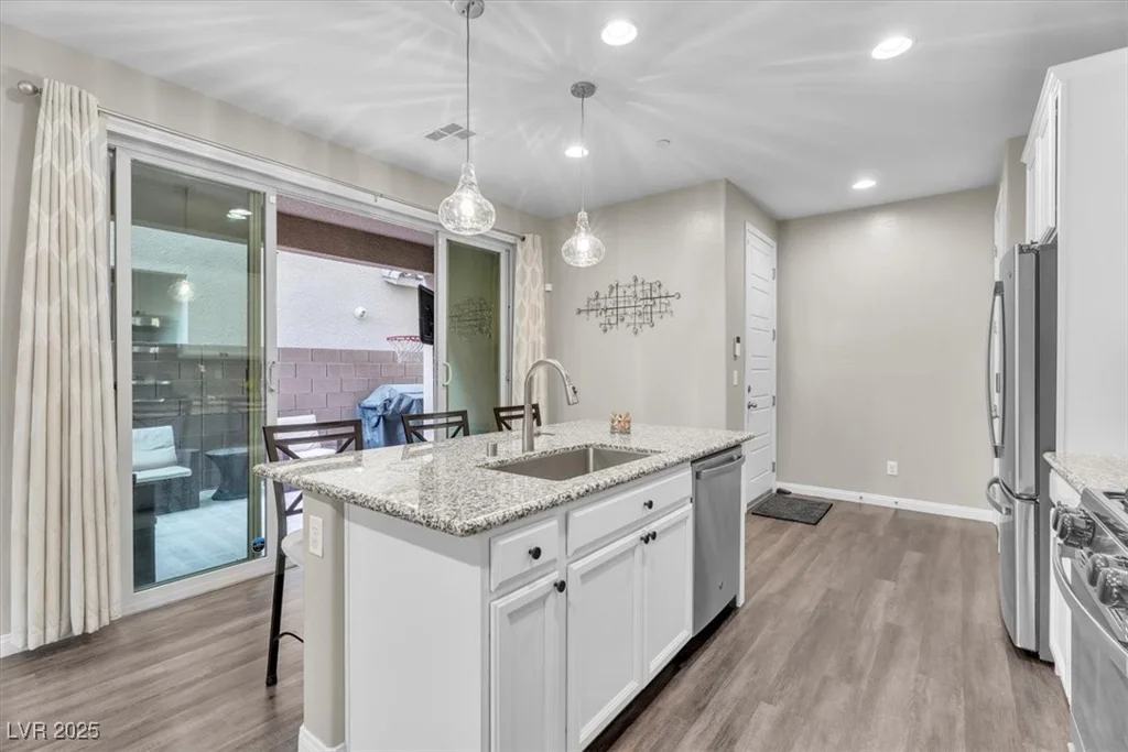 541 Tokopah Falls, Las Vegas, NV 89138