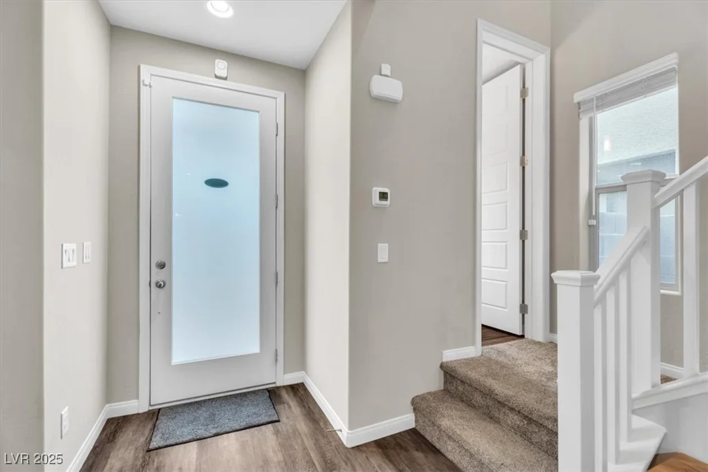 541 Tokopah Falls, Las Vegas, NV 89138