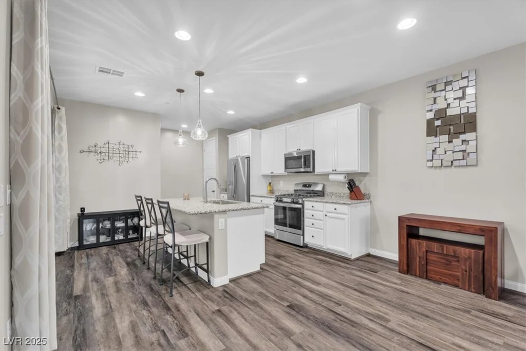 541 Tokopah Falls, Las Vegas, NV 89138
