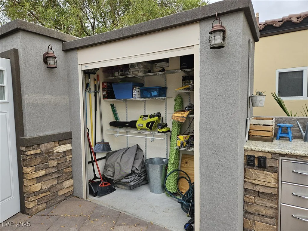 8175 Arville, Las Vegas, NV 89139