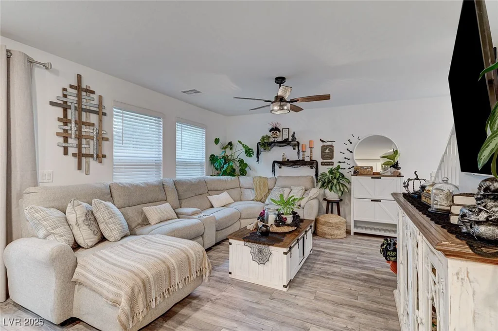 321 Bay Village, Henderson, NV 89011