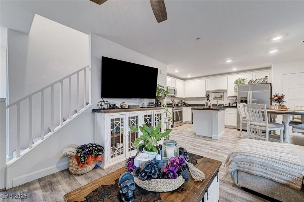 321 Bay Village, Henderson, NV 89011