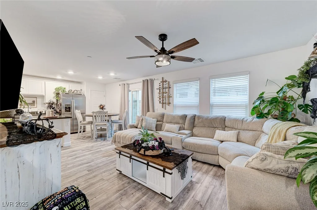 321 Bay Village, Henderson, NV 89011