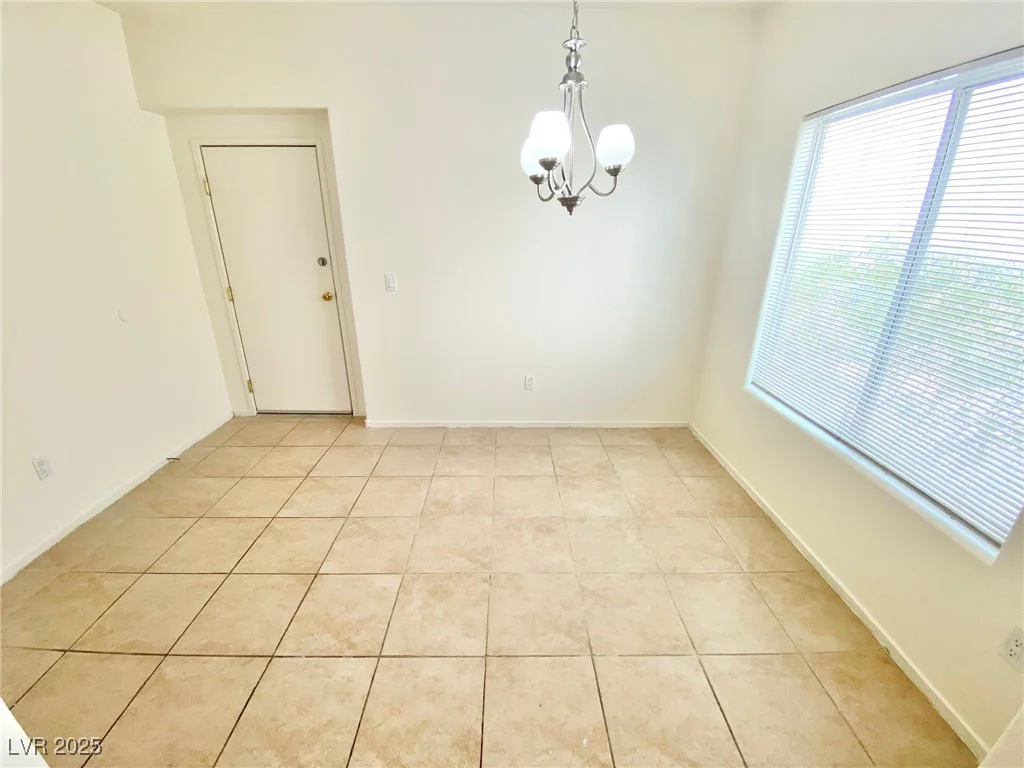 8748 Tomnitz, Las Vegas, NV 89178