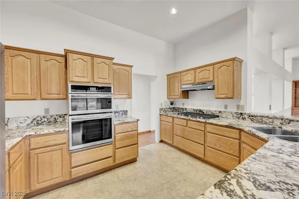 2808 Golfside, Las Vegas, NV 89134