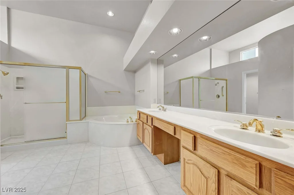 2808 Golfside, Las Vegas, NV 89134