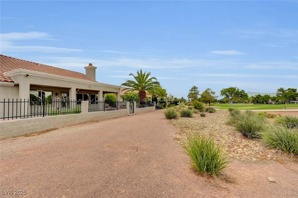2808 Golfside, Las Vegas, NV 89134