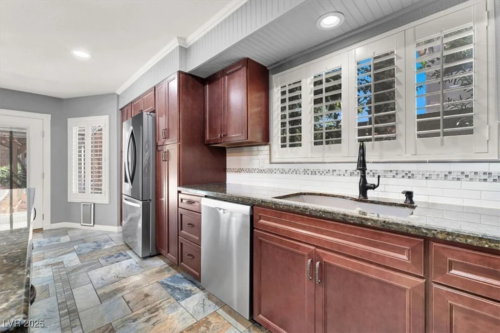 780 Beach Park, Henderson, NV 89015