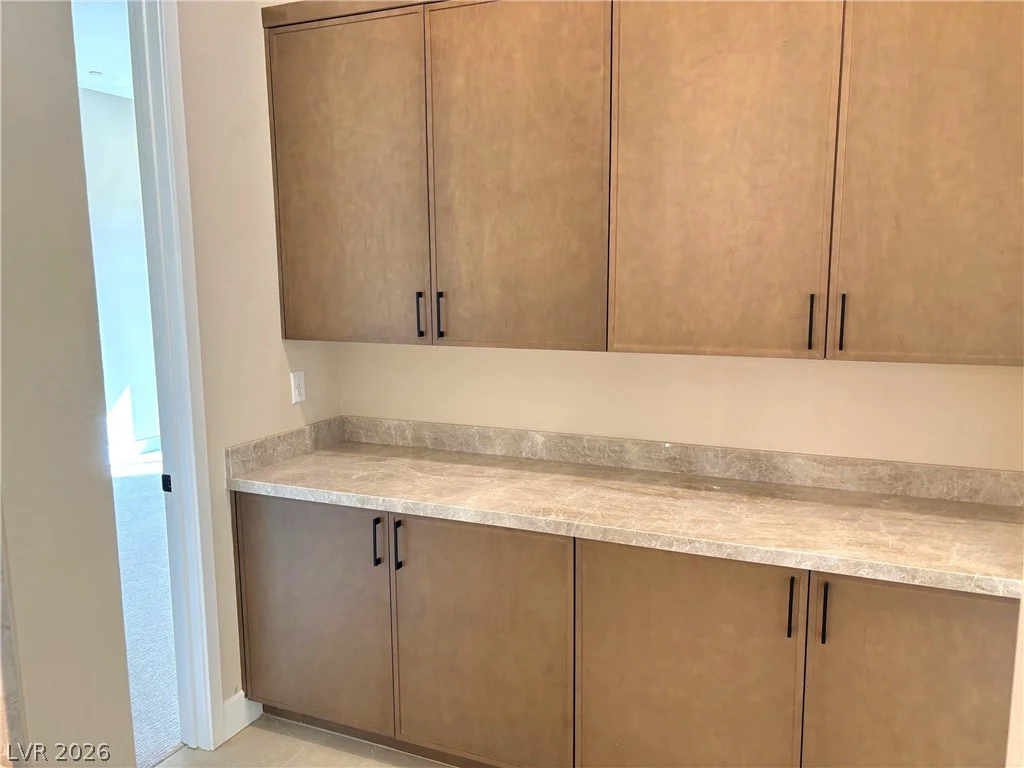 7235 Golden Rock, Las Vegas, NV 89131