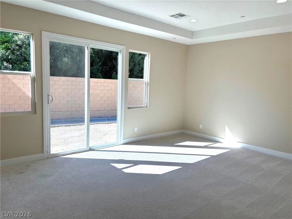 7235 Golden Rock, Las Vegas, NV 89131