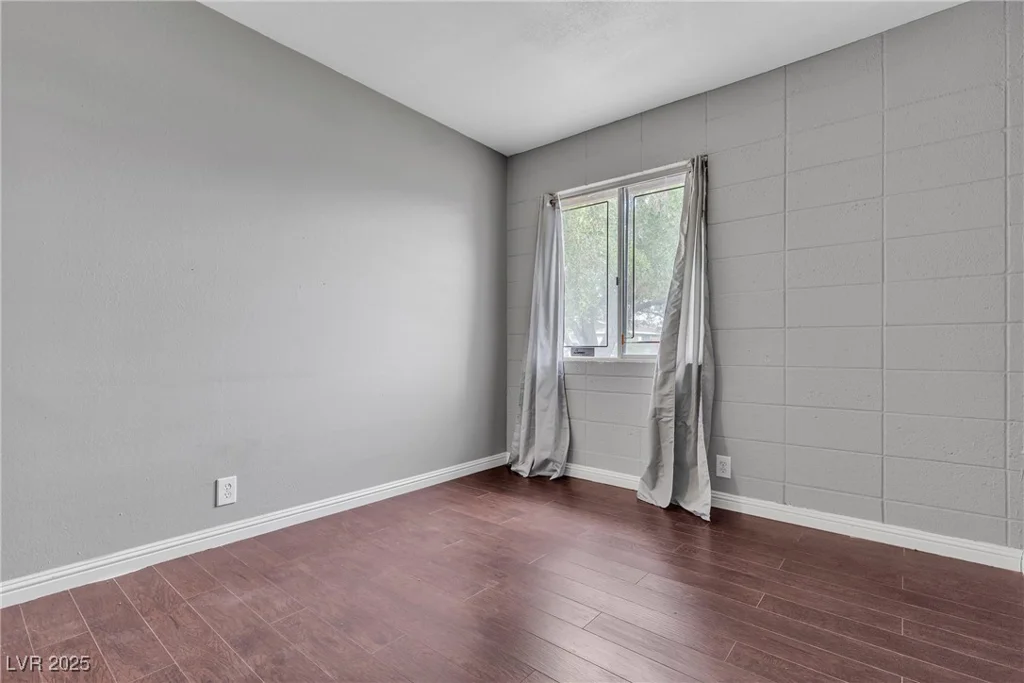 1037 Westminster, Las Vegas, NV 89119
