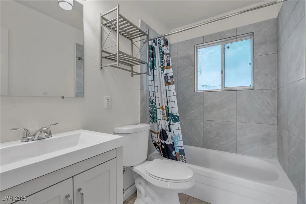 1037 Westminster, Las Vegas, NV 89119
