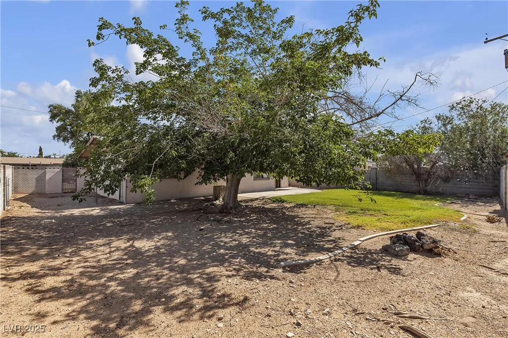 1037 Westminster, Las Vegas, NV 89119