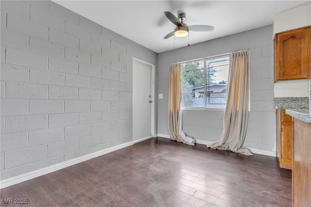 1037 Westminster, Las Vegas, NV 89119