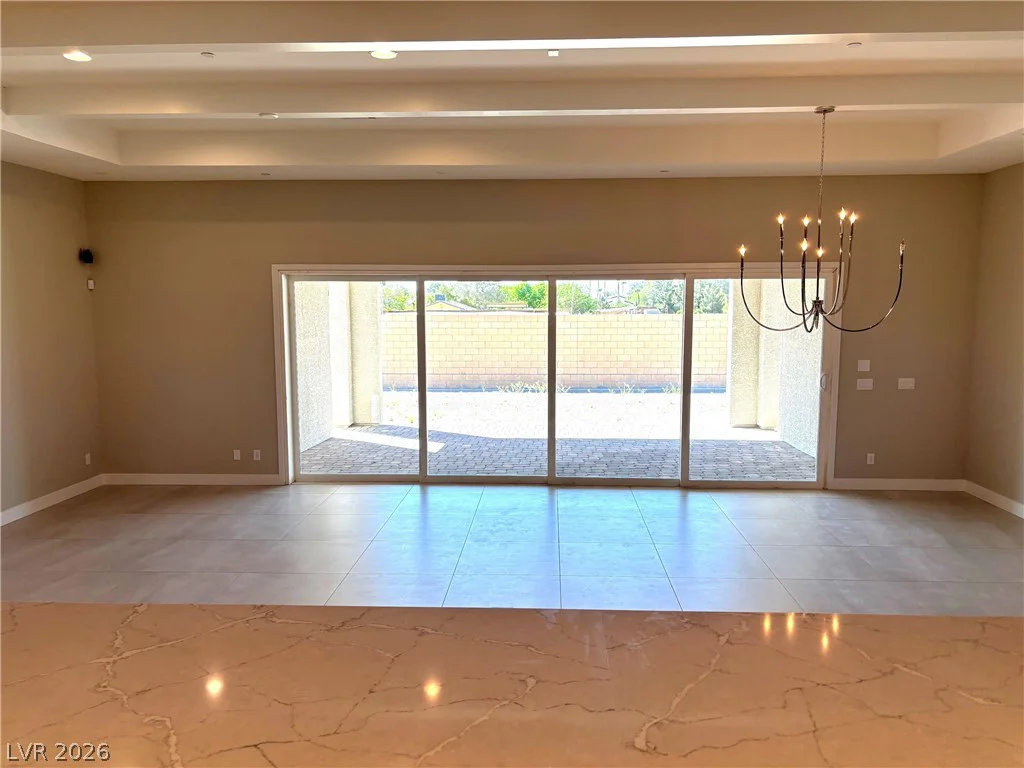 7255 Golden Rock, Las Vegas, NV 89131