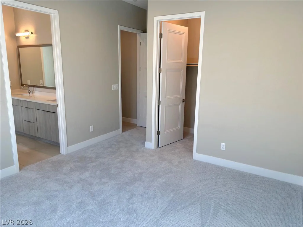 7255 Golden Rock, Las Vegas, NV 89131