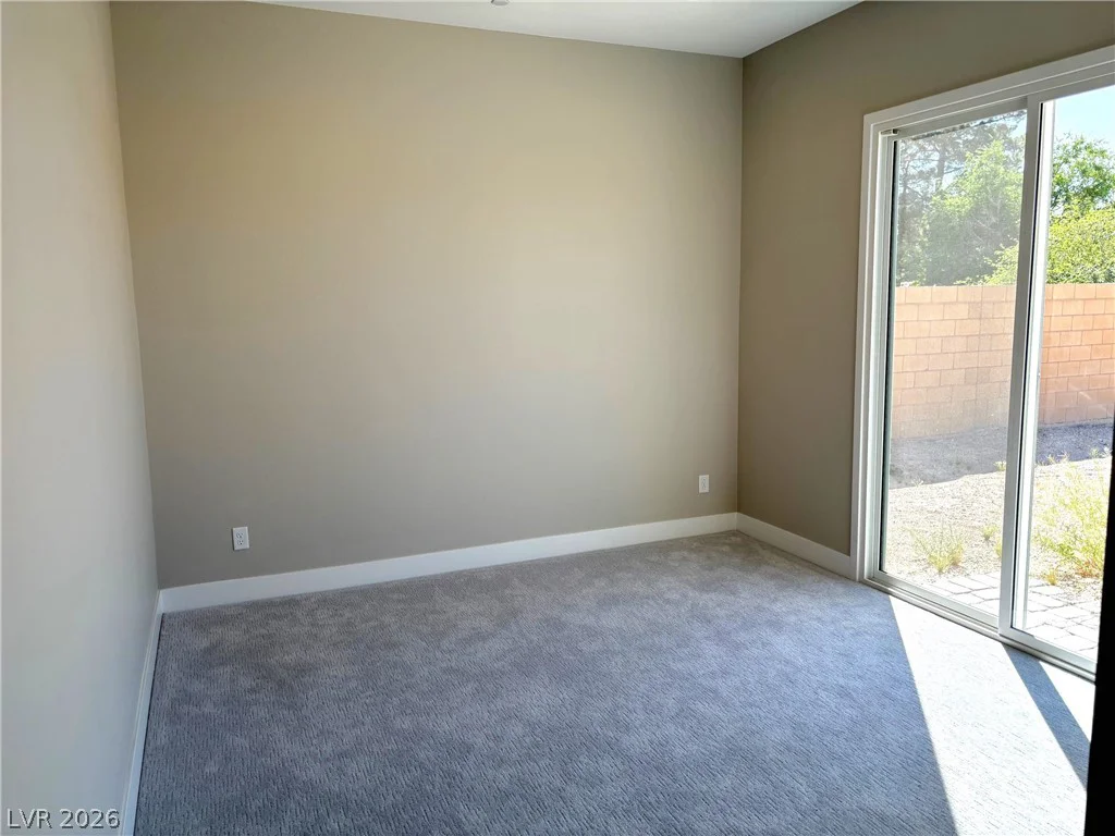 7255 Golden Rock, Las Vegas, NV 89131