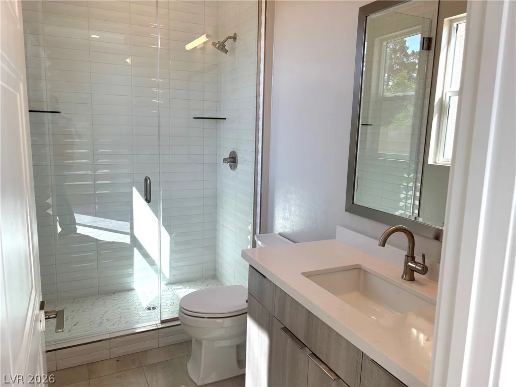 7255 Golden Rock, Las Vegas, NV 89131
