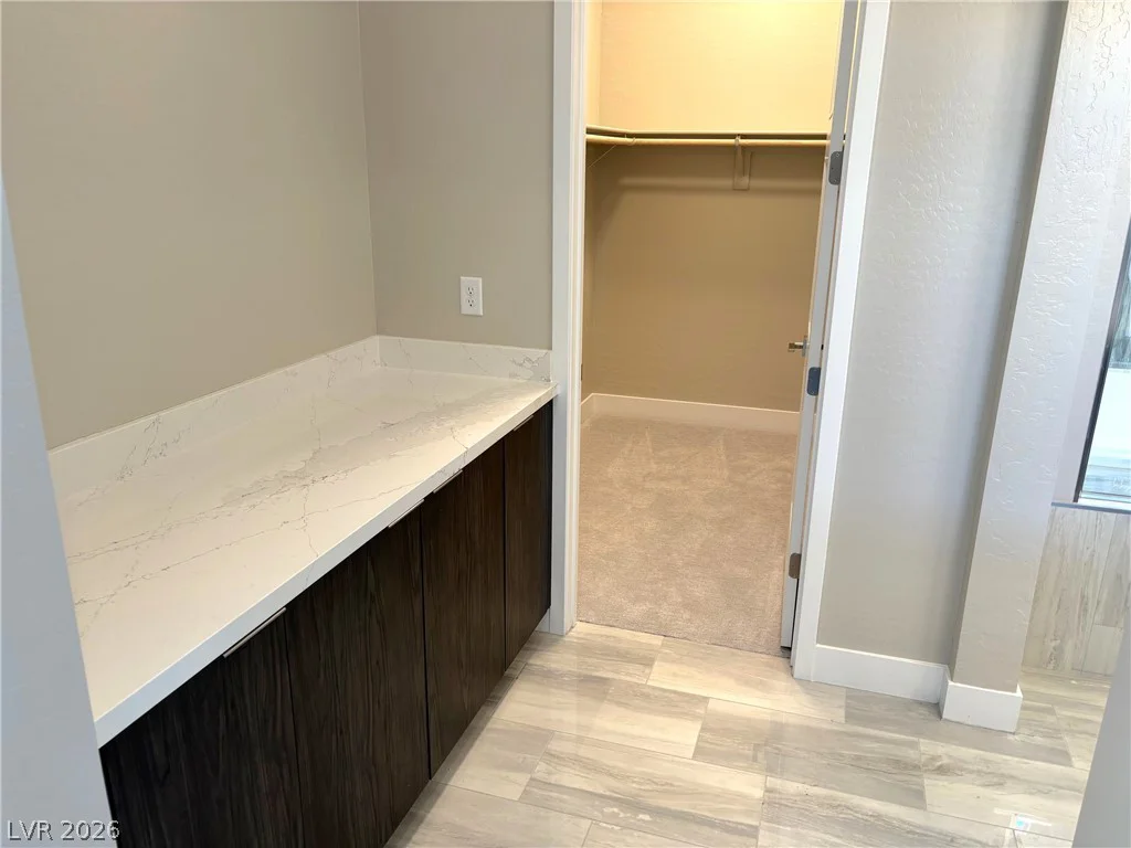 7255 Golden Rock, Las Vegas, NV 89131