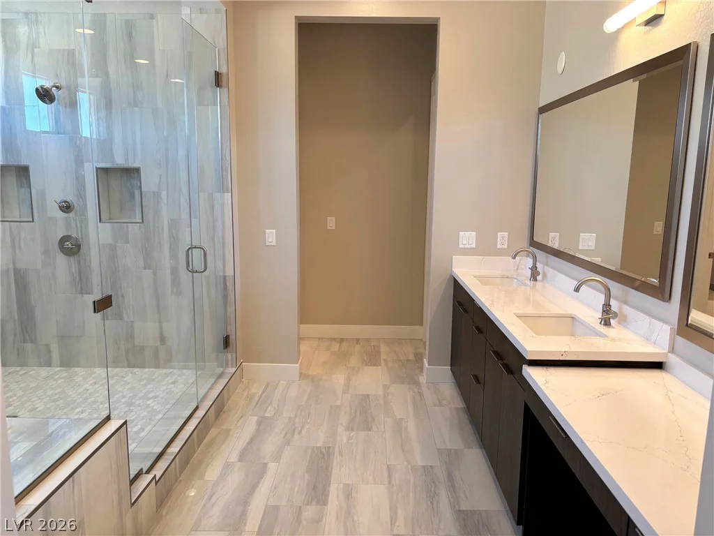 7255 Golden Rock, Las Vegas, NV 89131
