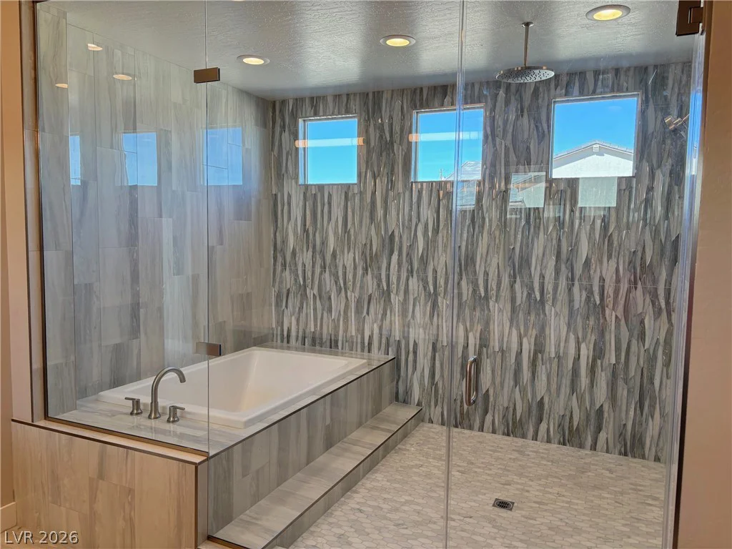 7255 Golden Rock, Las Vegas, NV 89131