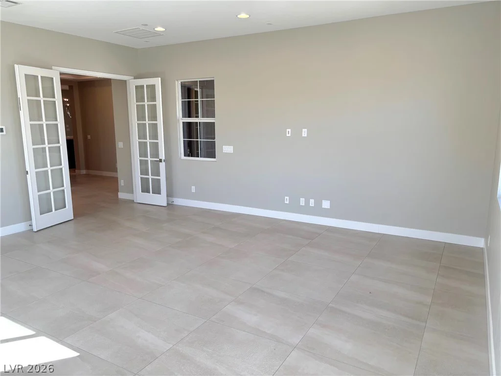 7255 Golden Rock, Las Vegas, NV 89131