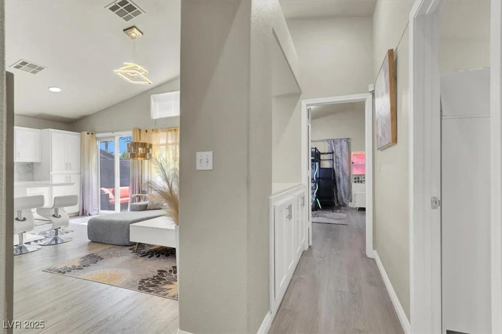1512 Iron Springs, Las Vegas, NV 89144
