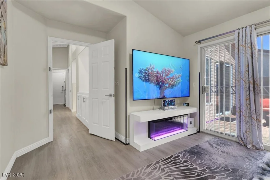 1512 Iron Springs, Las Vegas, NV 89144