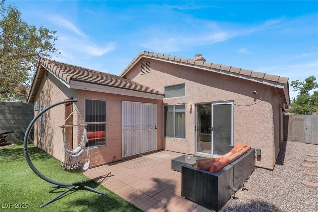 1512 Iron Springs, Las Vegas, NV 89144