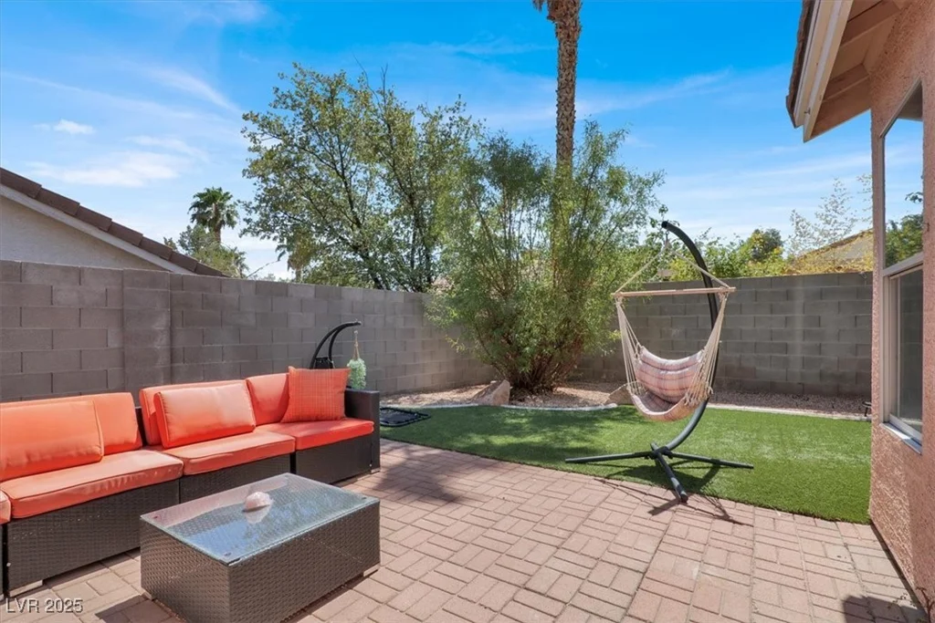 1512 Iron Springs, Las Vegas, NV 89144