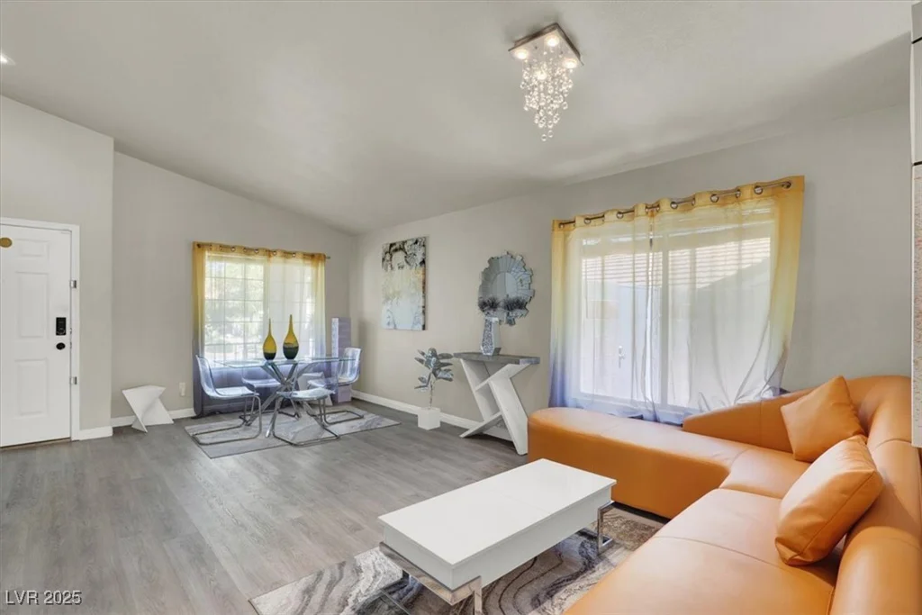 1512 Iron Springs, Las Vegas, NV 89144