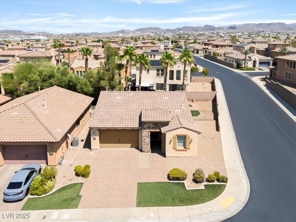 1036 Via Camelia, Henderson, NV 89011