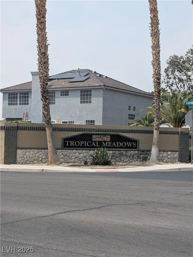 6805 Silver Chisel, Las Vegas, NV 89130