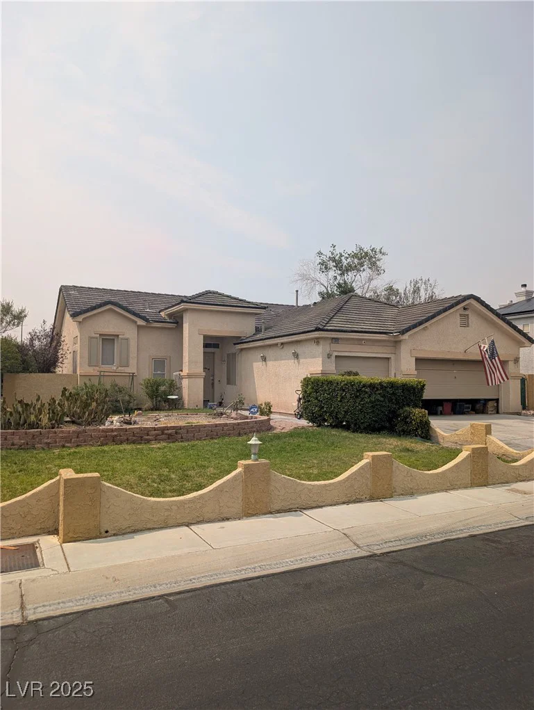 6805 Silver Chisel, Las Vegas, NV 89130