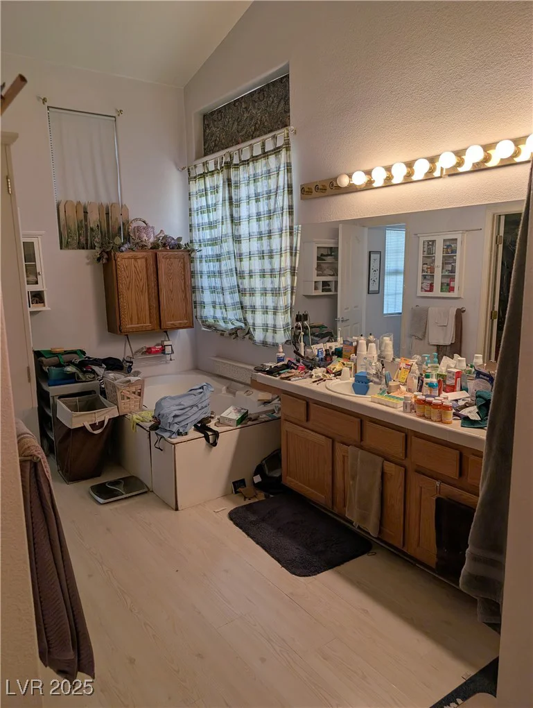 6805 Silver Chisel, Las Vegas, NV 89130