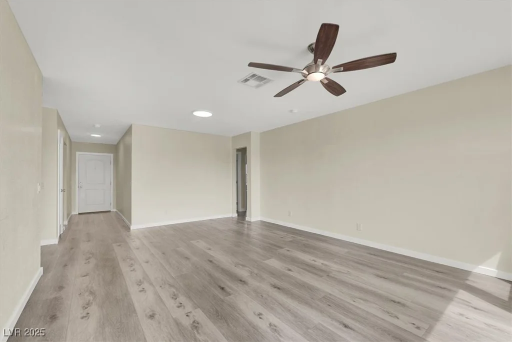 624 Hidden Valley, Henderson, NV 89002