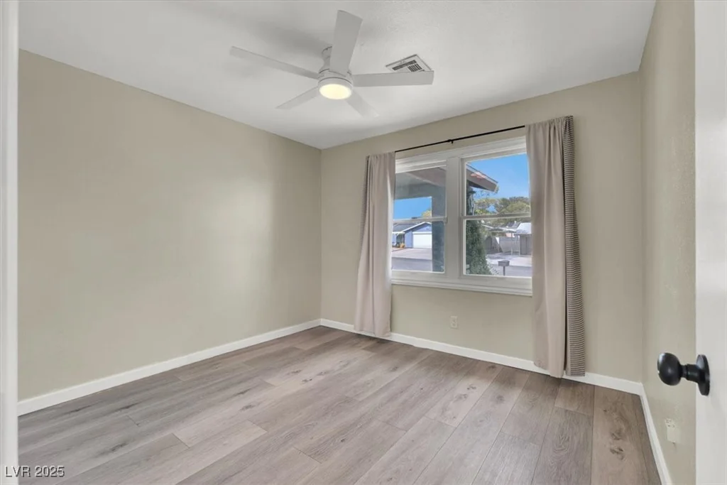 624 Hidden Valley, Henderson, NV 89002