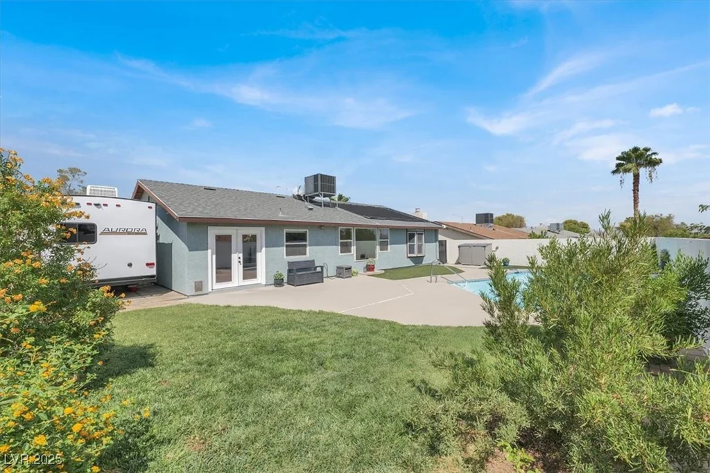 624 Hidden Valley, Henderson, NV 89002