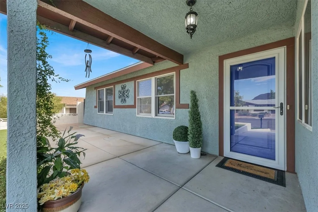624 Hidden Valley, Henderson, NV 89002