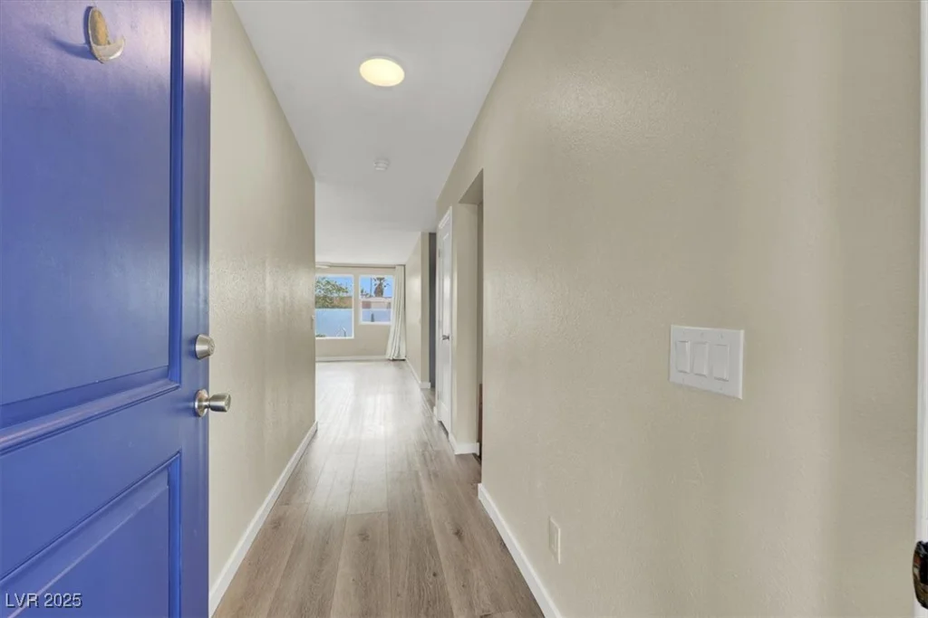 624 Hidden Valley, Henderson, NV 89002