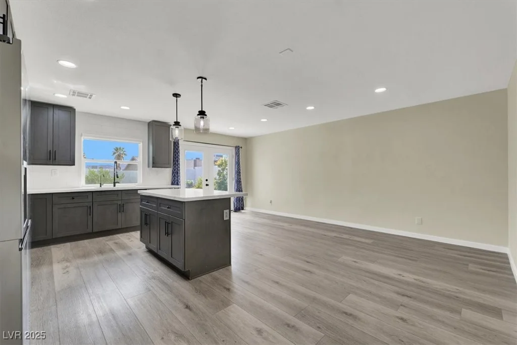 624 Hidden Valley, Henderson, NV 89002