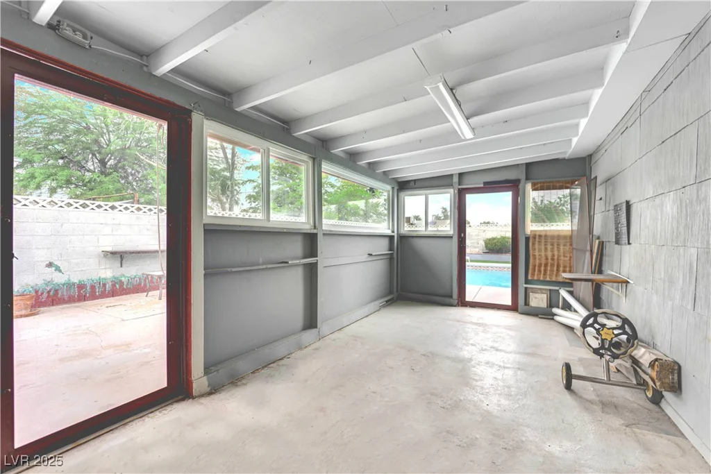 837 Salem, Las Vegas, NV 89107