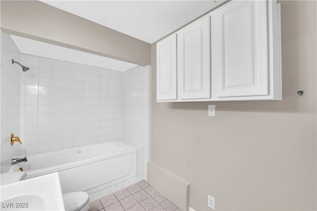 837 Salem, Las Vegas, NV 89107