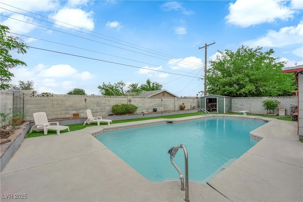 837 Salem, Las Vegas, NV 89107